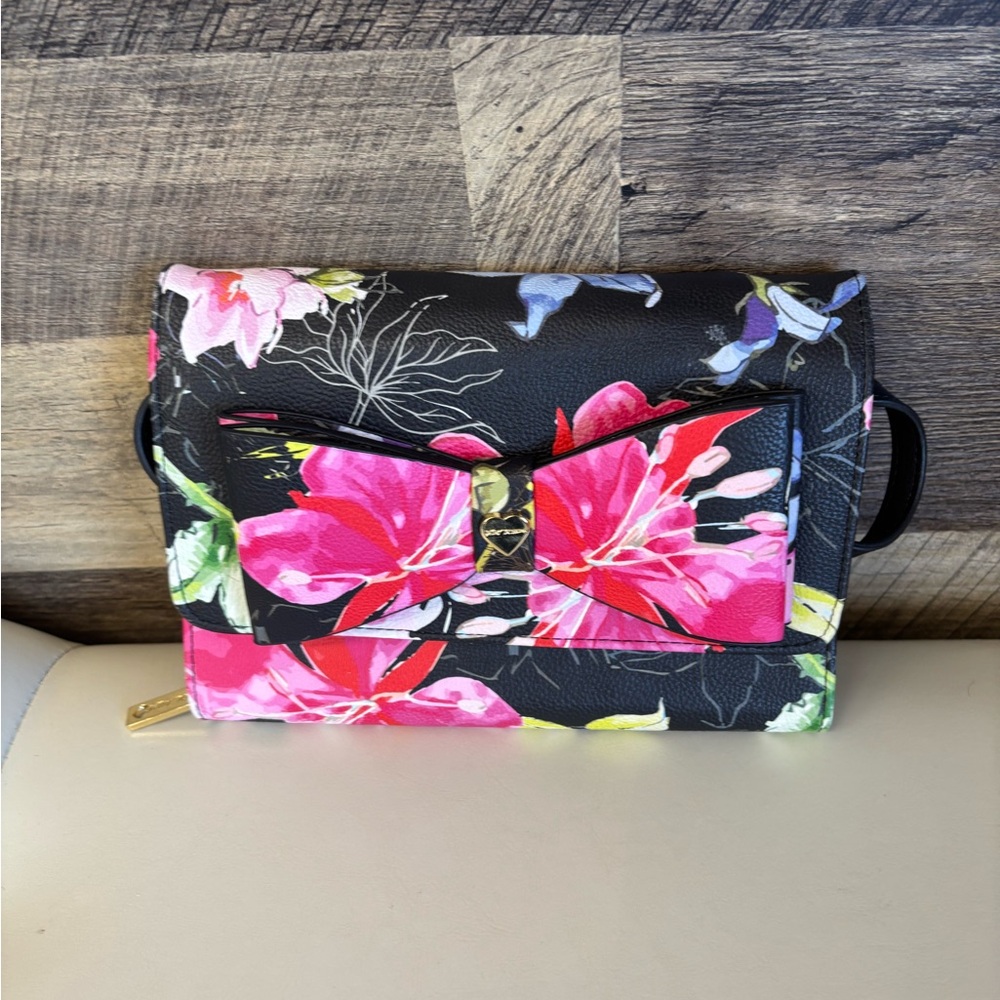 Floral Black Clutch with Pink Bow